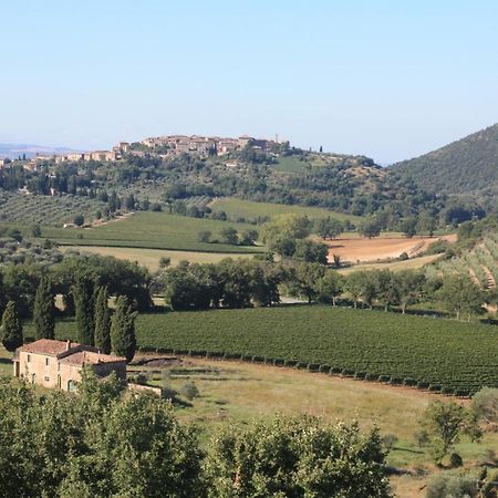 La Poderina Appartamenti Castelnuovo dell'Abate Luaran gambar